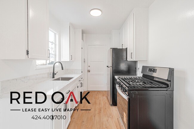 Photo - 1024 Menlo Ave Unit 17