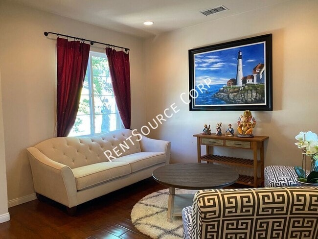 Photo - 24310 Las Palmas St