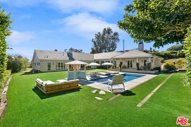 Photo - 28861 Selfridge Dr