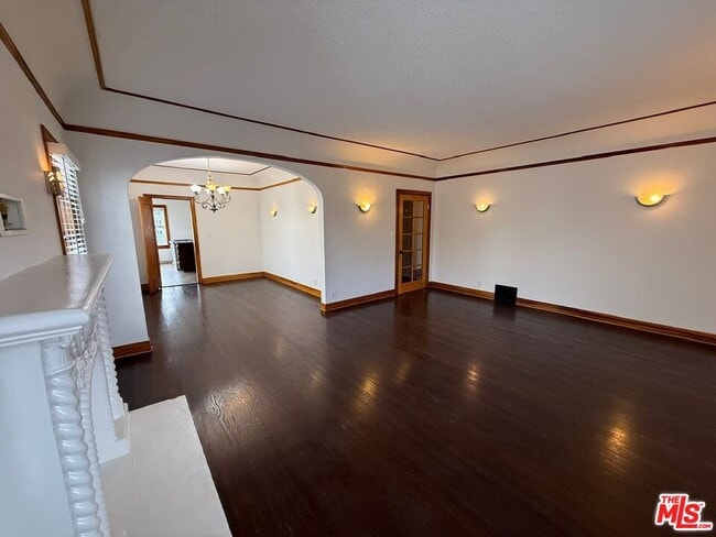 Photo - 832 S Detroit St