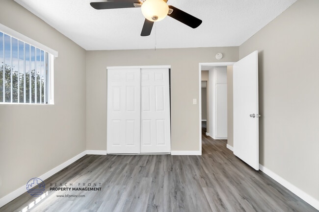 Photo - Raymond Court