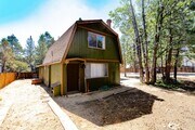 Photo - Cute Spacious Gambrel in Sugarloaf with Garage