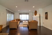 Photo - 6407 Dix St