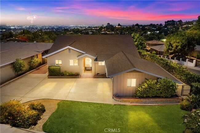 Photo - 1003 Langley Way