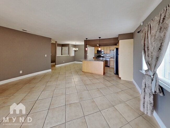 Photo - 5231 Leon St