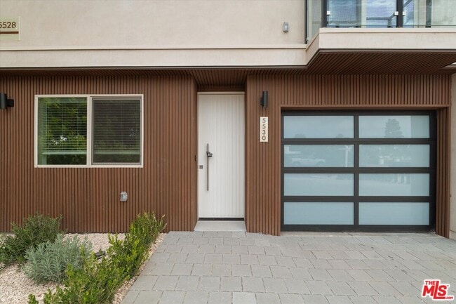 Photo - 5530 Sunnyslope Ave House