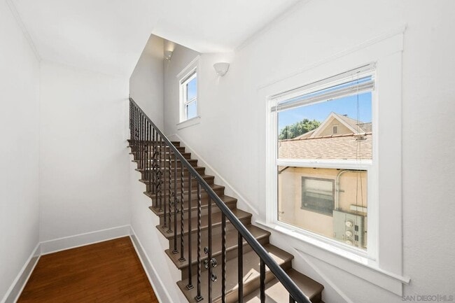 Photo - 2447 A St