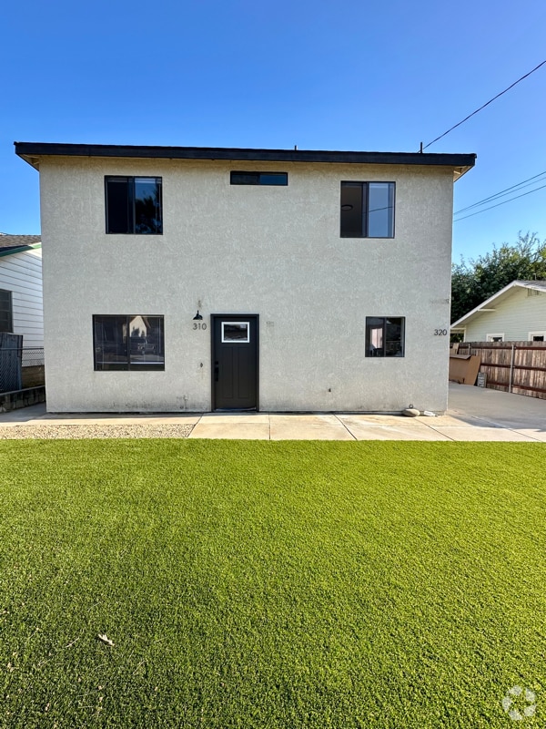 Building Photo - 310 W Simpson St Rental