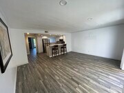 Photo - 8211 Rosemead Blvd
