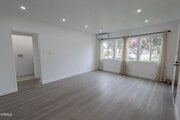 Photo - 427 N Walnuthaven Dr
