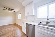 Photo - 6335 Whitsett Ave Unit 19