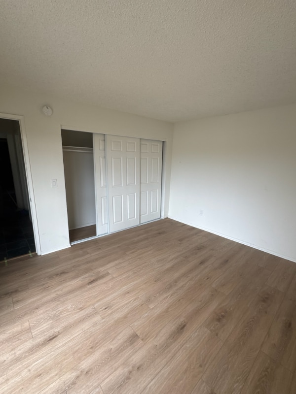 Photo - 430 W 8th St Apartment Unit 16