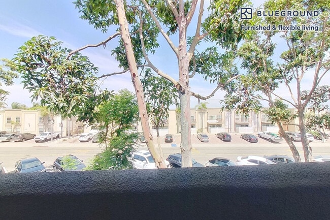 Photo - 3883 Ingraham St Unit FL2-ID915A