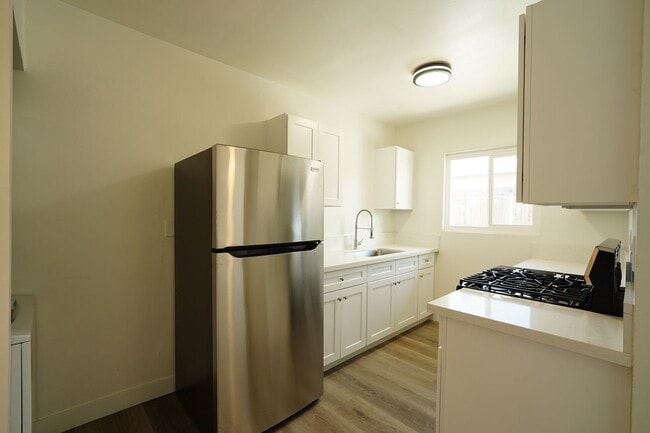 Photo - 3447-3449 Dwight Ave Unit 3449 Dwight Avenue