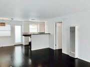 Photo - 710 Bay St Unit Bay Street  A  ACTIVE