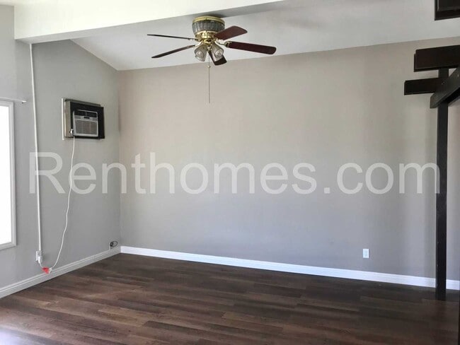 Photo - 3662 Hondo St