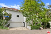 Photo - 2065 Watsonia Terrace House