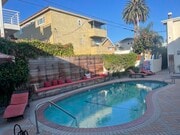 Pool and Jacuzzi - 2721 2nd St Unit #220