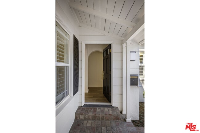 Photo - 12153 Maxwellton Rd