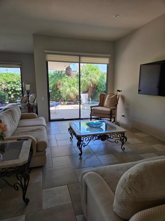 Photo - 31 Stanford Dr