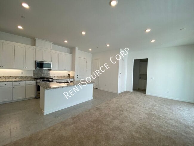 Photo - 26955 W Prospector Rd Unit #305