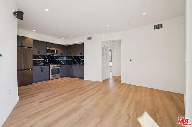 Photo - 1110 Spaulding Ave Unit 103