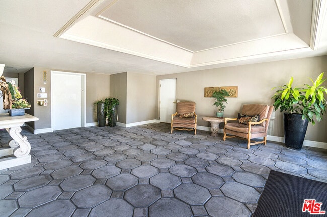 Photo - 1650 Veteran Ave Unit 306