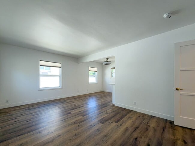 Photo - 316 N Kenwood St Unit 318