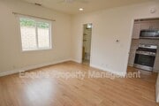 Photo - 2177 James Ave