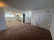 Photo - 3 bed, 2 bath single story home in central...