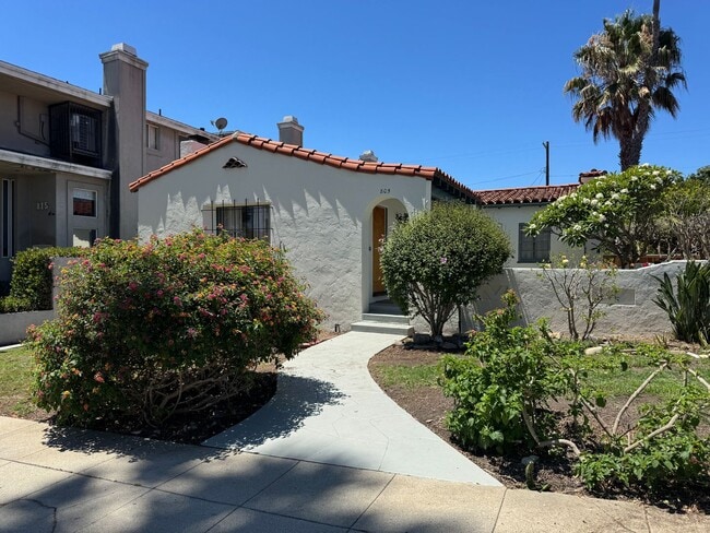 Beautiful 3bd 1ba - Beautiful 3bd 1ba House