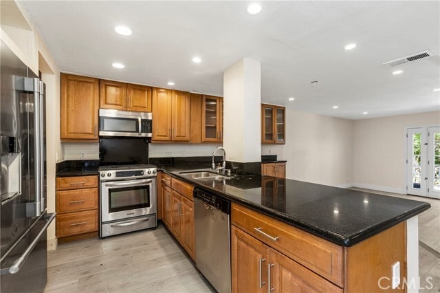 Photo - 23821 Hillhurst Dr