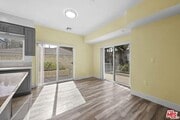 Photo - 1541 Franklin St Condo Unit 4
