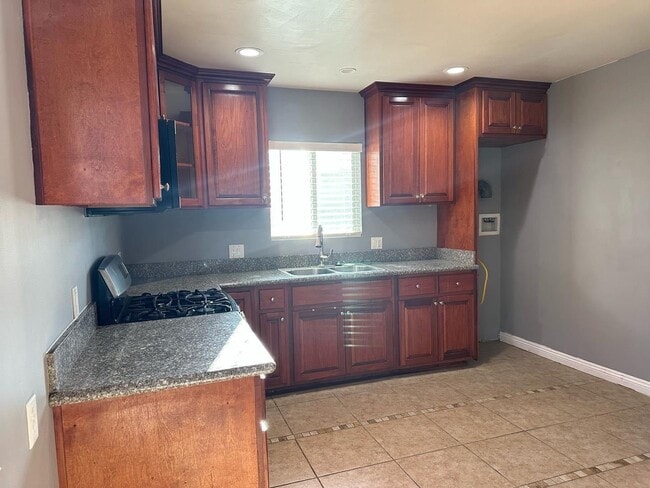 Photo - Ronan Unit 1233
