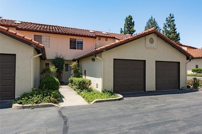 Entrance/attached 1 car gar. - 5704 Cam Del Cielo Unit 704