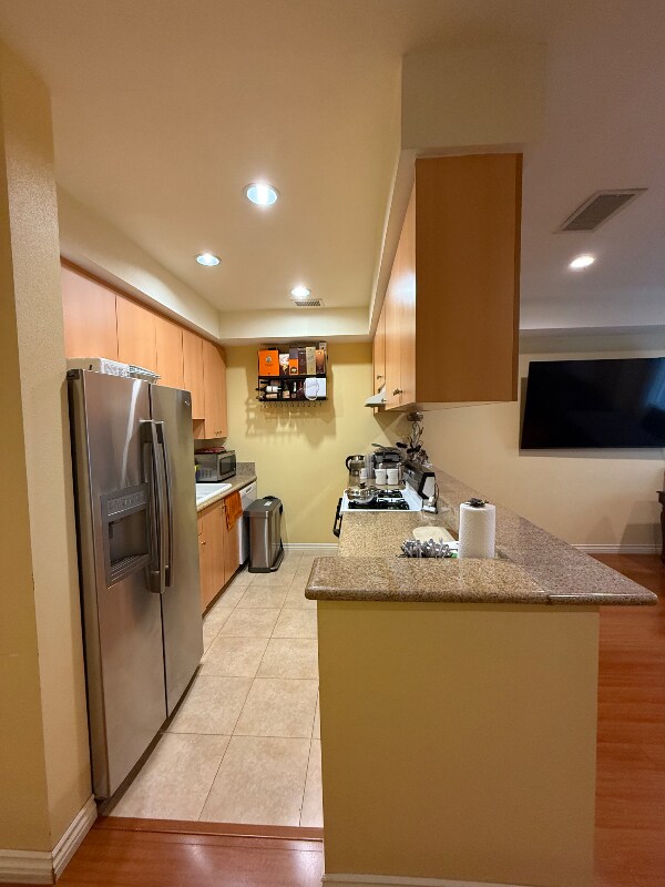 Photo - 1050 N Kingsley Dr Unit 1050 N. Kingsley Ave., #E