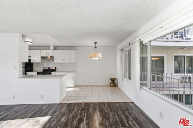 Photo - 739 Croft Ave Unit #204