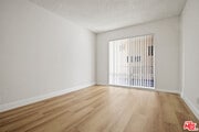 Photo - 1134 N Clark St Condo Unit 402