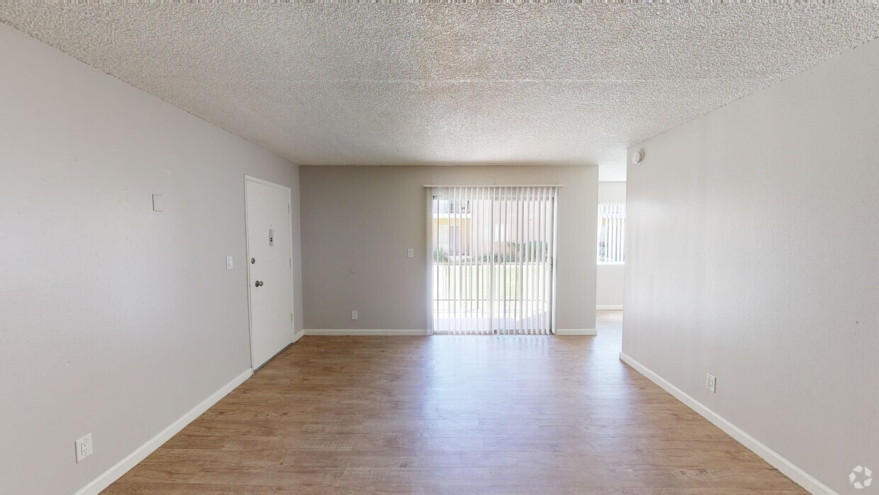 3D Tour - Village Pointe Apartments