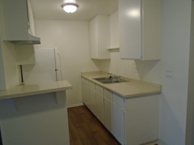 Photo - Kendall Brook Apartments