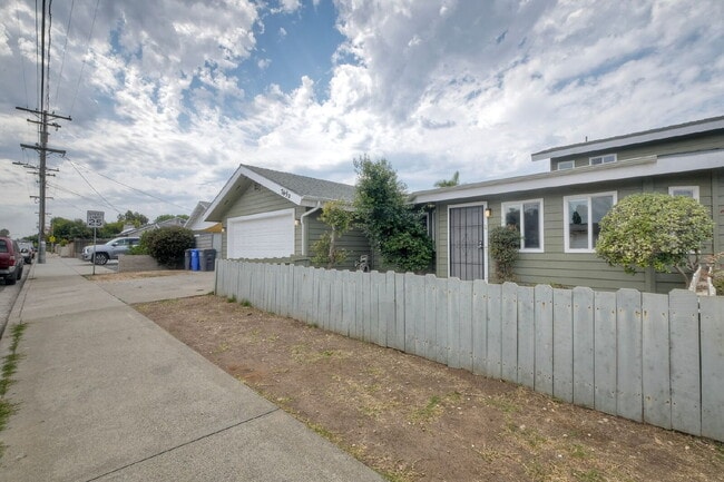 Photo - Tamarack Coastal Retreat! 1/2 Duplex with ...