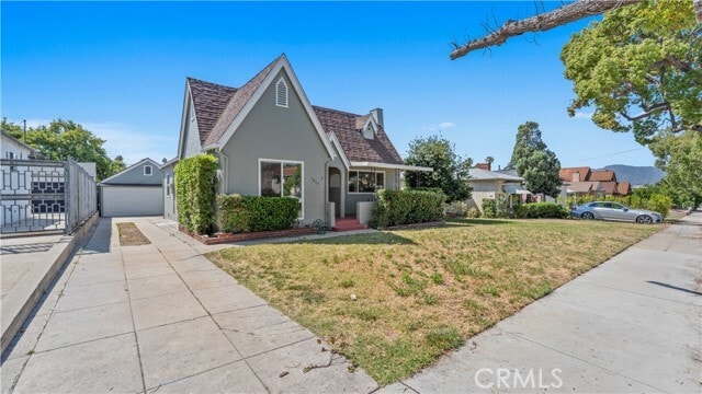 Photo - 1230 Spazier Ave