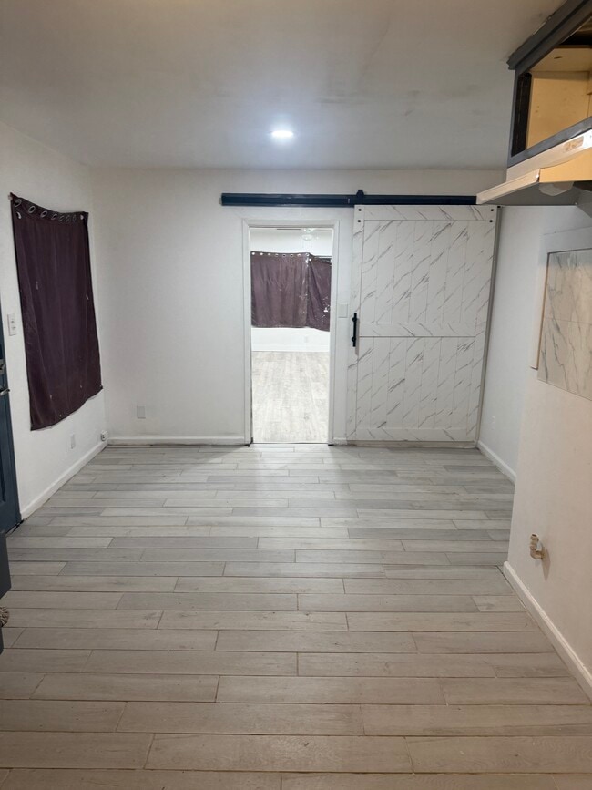 Kitchen - 115 W Johnson St