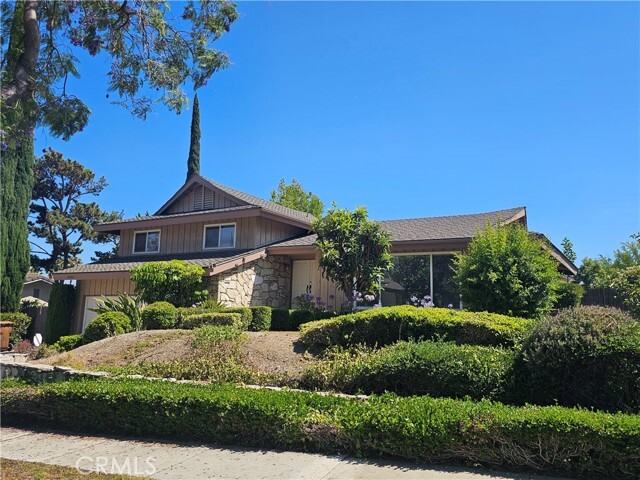 Photo - 2220 Loma Verde Dr House