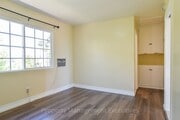 Photo - Nice 1 Bedroom, 1 Bath Apartment