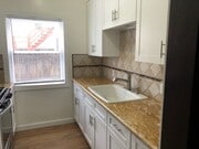 Photo - 768 Orizaba Ave