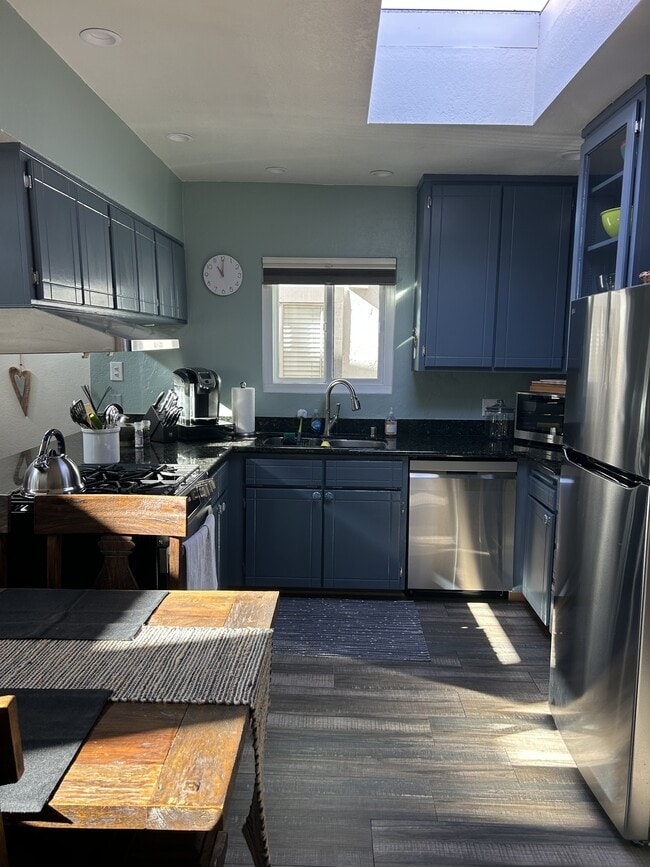 Photo - 337 Highland Dr