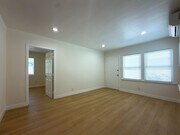 Photo - 411 W Windsor Rd Unit B