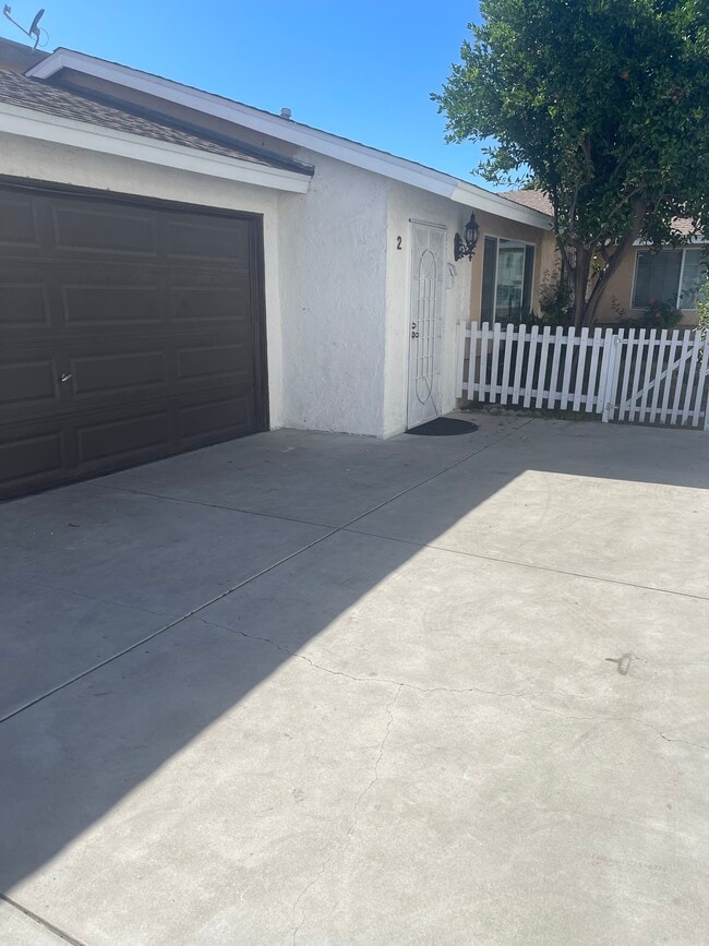 Photo - 333 Stepney St Unit 2