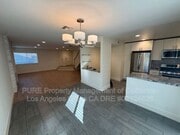 Photo - 2330 Oak St